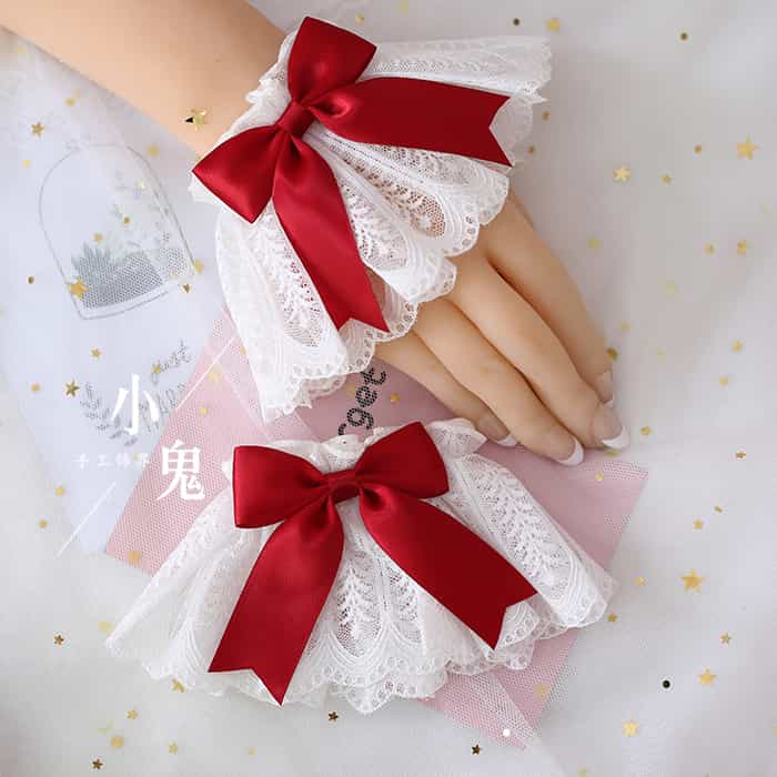 Sweet Lace Wristcuffs